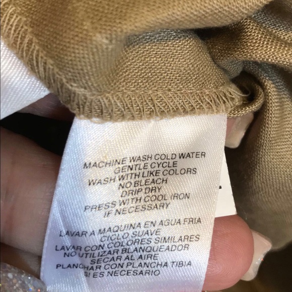 JONES N York signature tan color shirts “M” - Picture 6 of 7